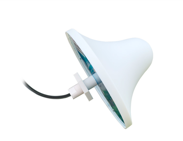 蘑菇状吸顶天线 图源：ycantenna.com