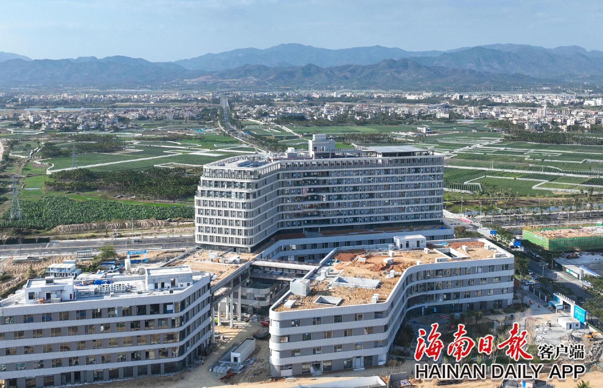 刷新“进度条”！三亚重点项目跑出“加速度”|三亚市_新浪财经_新浪网