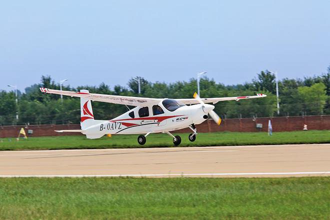 RX4E锐翔四座电动飞机 沈阳航空航天大学辽宁通用航空研究院杨凤田院士团队供图