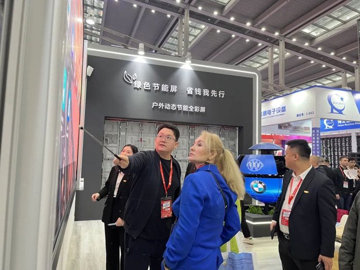 LED CHINA开展!雷曼光电LED全场景生态点燃全场|雷曼光电|雷曼_新浪科技_新浪网