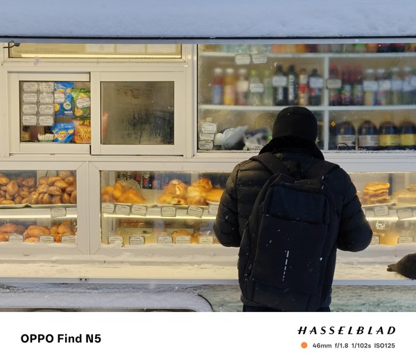 使用OPPO Find N5拍摄