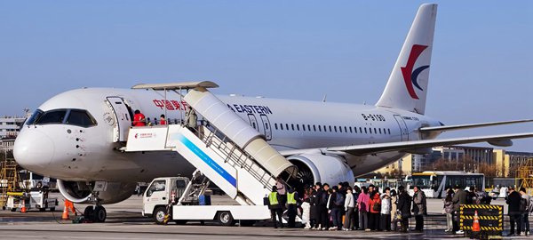 東航C919機(jī)隊(duì)規(guī)模已達(dá)10架(東航供圖)