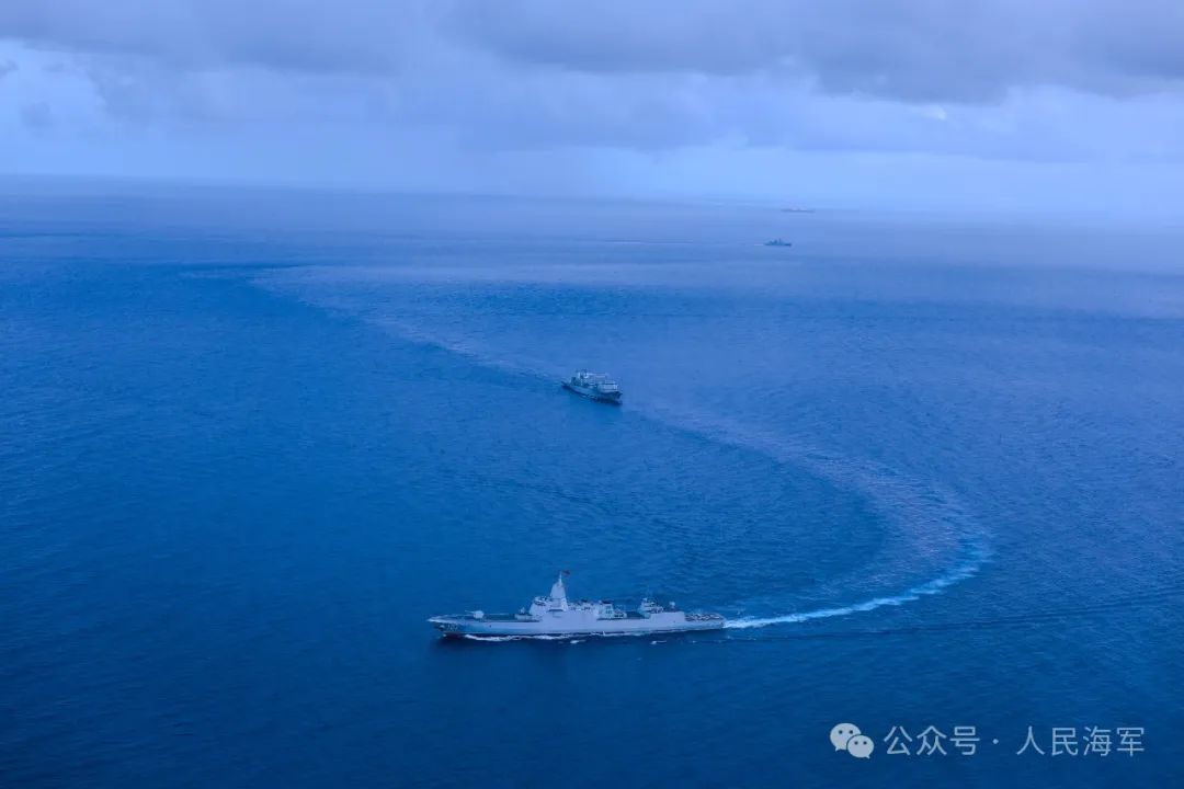 坐标太平洋某海域，海军舰艇编队实战化演练火力全开|衡阳市_新浪财经_新浪网