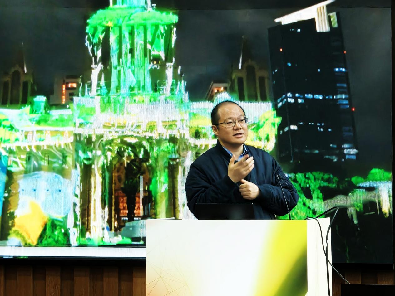 图9：袁樵教授：《上海国际光影节的可持续发展》