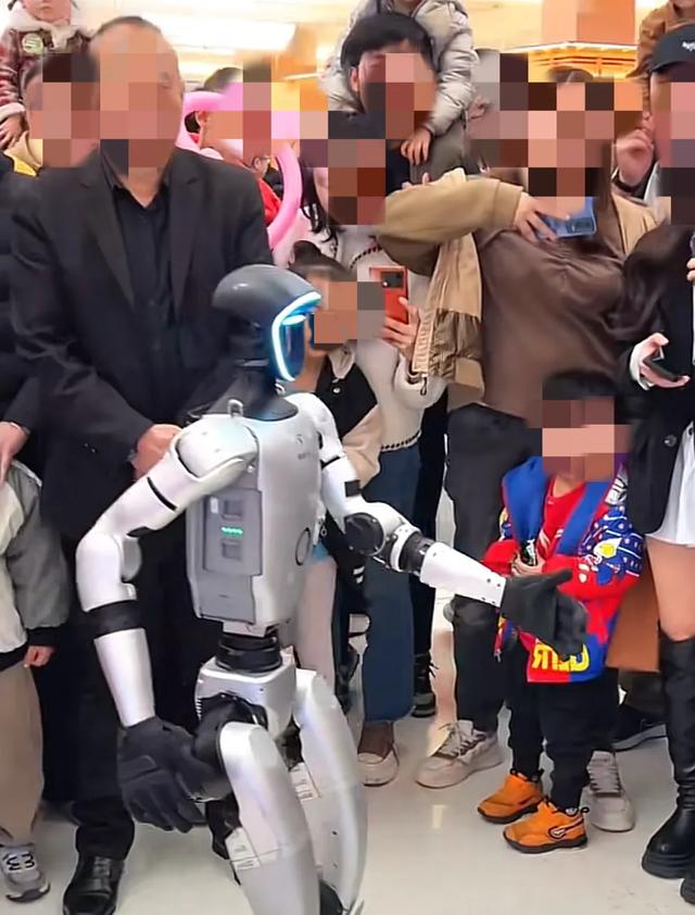 参与某市集行动 受访者视频账号截图