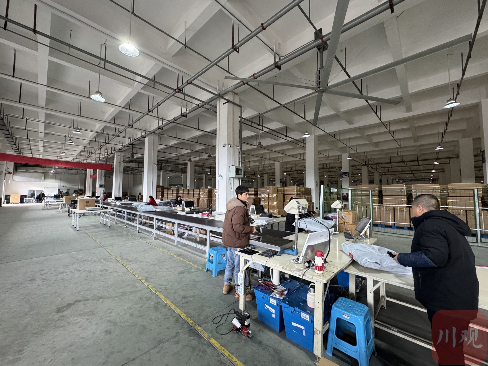 快递小哥“搬家”进工厂两业融合如何跑出“加速度”丨守初心强“四力” 助发展