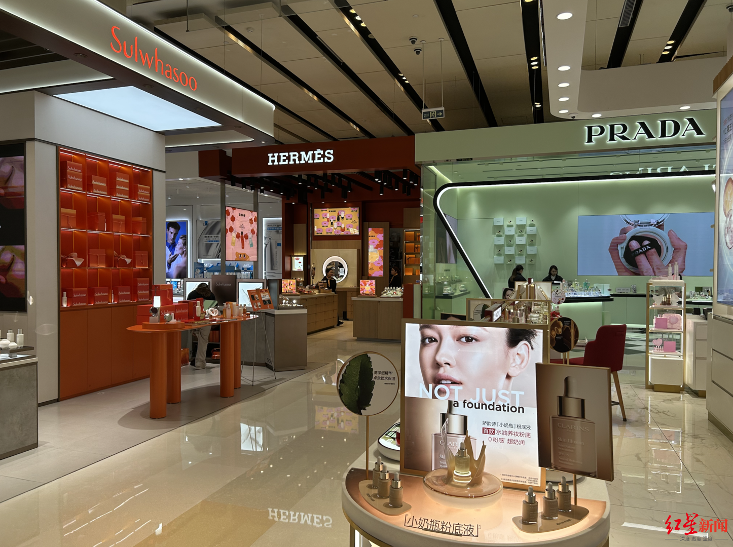 2月26日，成都群光广场1层。 符小茵摄