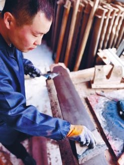 [转载]【原创】诗人九歌《五绝.杉松丝弦归元琴》题照