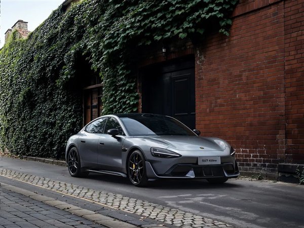 高颜值是小米 SU7 系列的产品标签之一 | 图片来源：小米