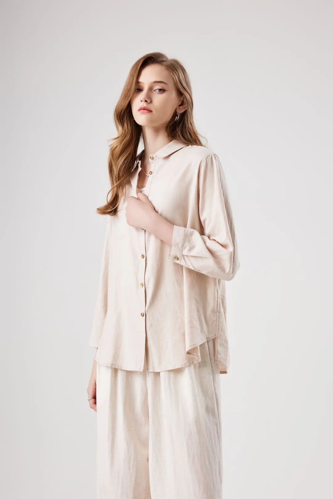 新品 · 亚麻衬衫