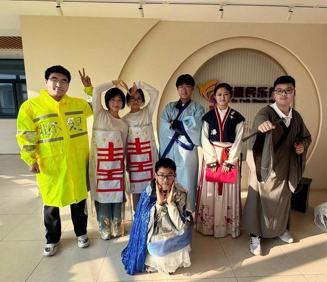 图片由奉贤中学提供