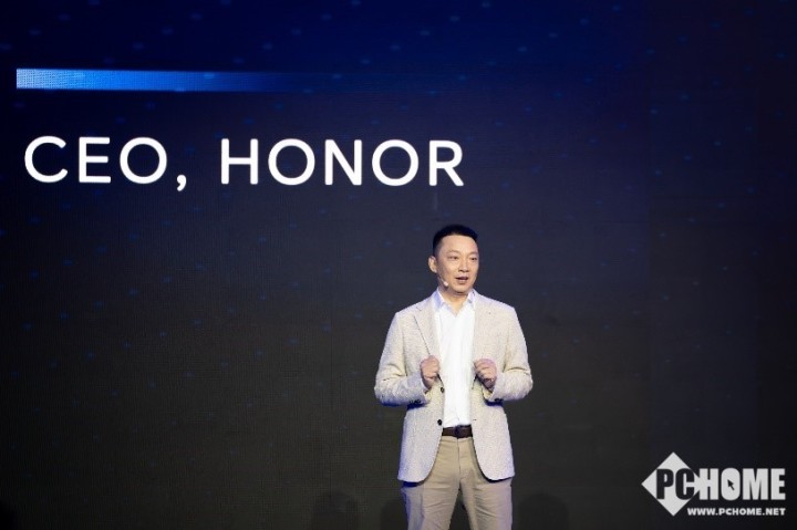 图为：荣耀CEO李健