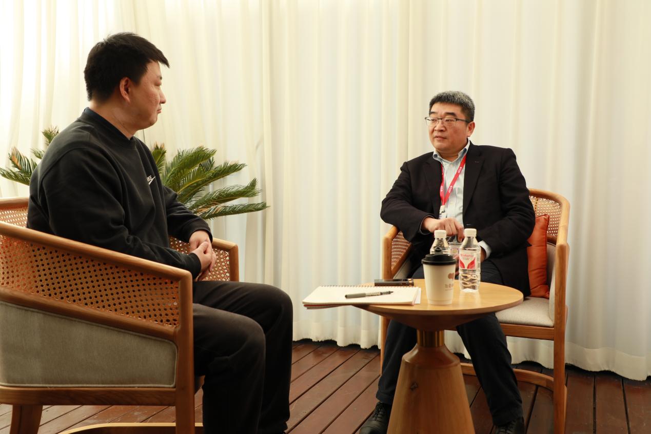 （学大教育创始人、董事长兼CEO金鑫接受21财经专访）