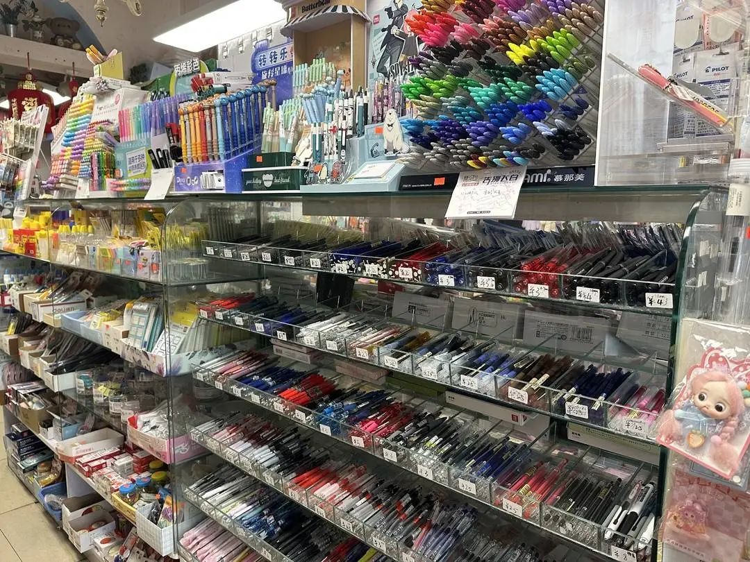 记者走访的店铺未发现有&ldquo;神器&rdquo;笔售卖