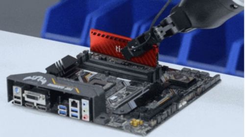 （图示：千觉G1-WS传感器为智元机器人提供了神经纤维般灵敏的末端触觉）