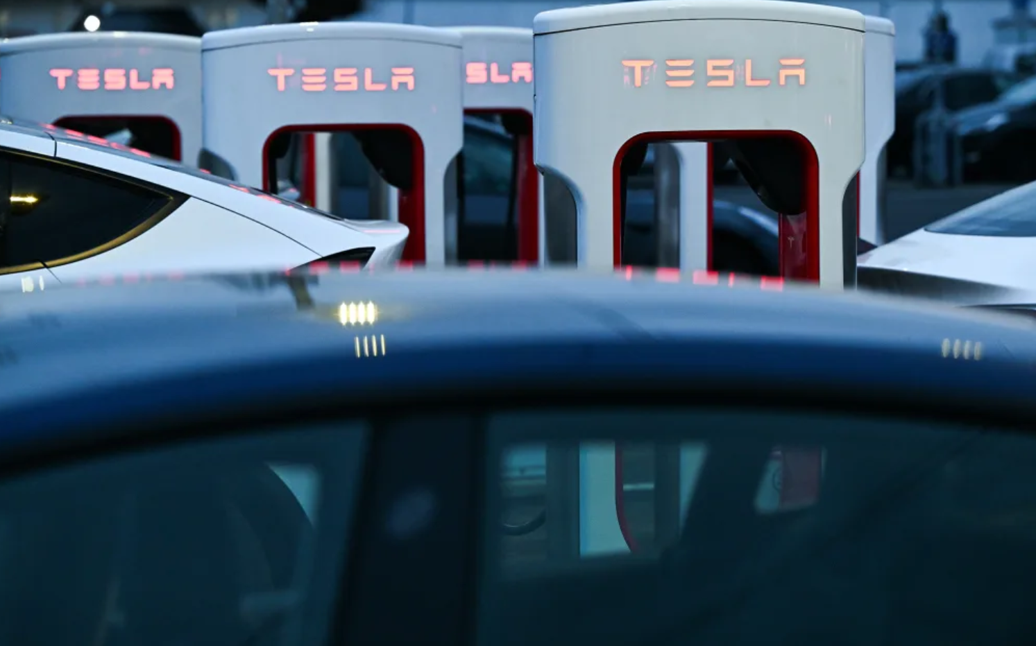 ▲德国特斯拉充电站