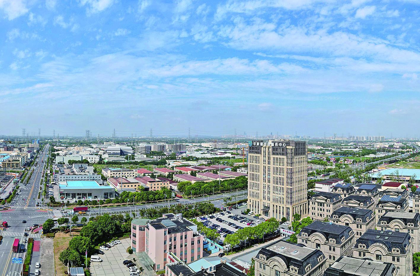上海市青浦区的华新镇企业服务中心大楼