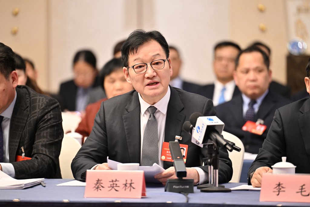 天下东说念主大代表、牧原股份董事长 秦英林