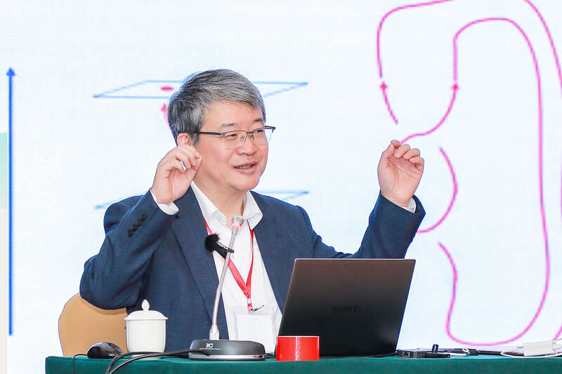 丁洪委员（资料图）。受访者供图