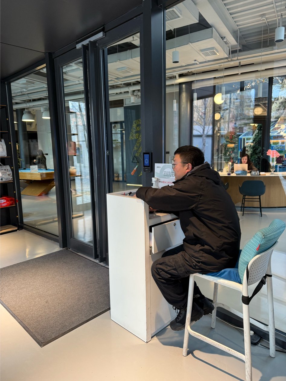 一夜爆火的Manus，背后团队是什么来头