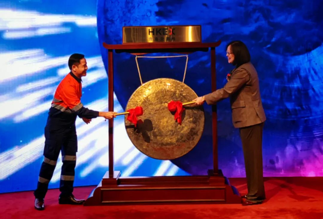 赤峰黄金港股上市：募资28亿港元，市值257亿港元金山矿业与斯派柯国际是基石投资者