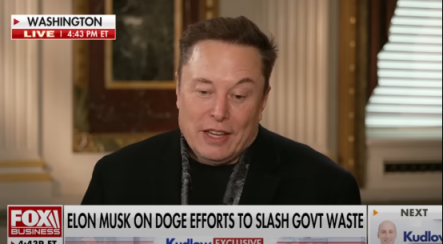 马斯克接受采访的视频截图