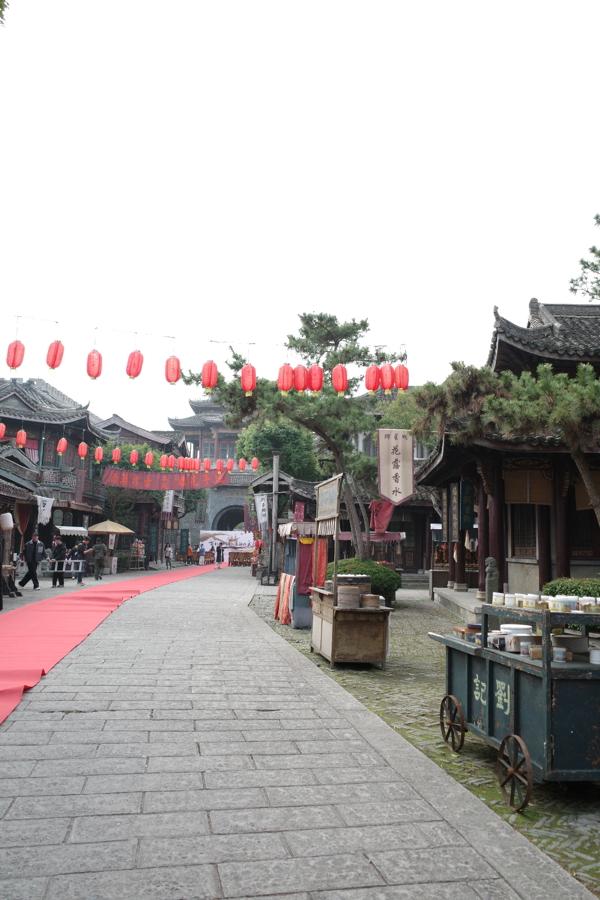 上海胜强影视基地的仿古建筑,张熠摄