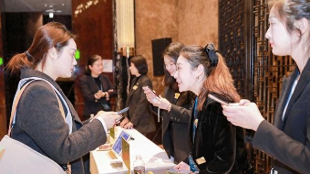 进入中国市场50年、800家酒店开业,洲际酒店集团大中华区巡展在沪举行|上海市_新浪财经_新浪网