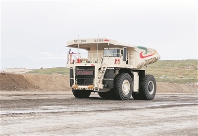 120吨级纯电动矿用卡车。受访单位供图