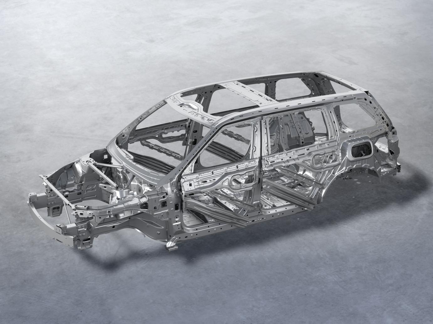 同级领先的高强度车身，白车身扭转刚度高达32983N·m/deg