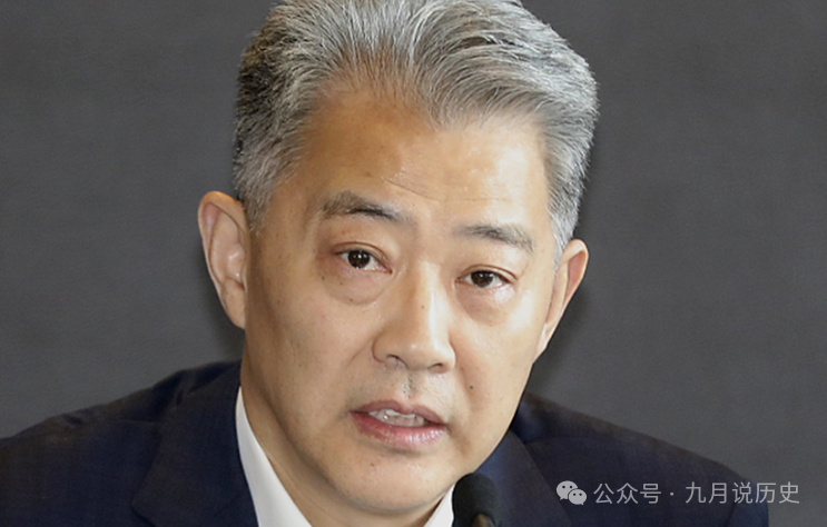 2025年,金融"老虎"李晓鹏获刑15年,从1995年就开始贪腐,更是他力排众