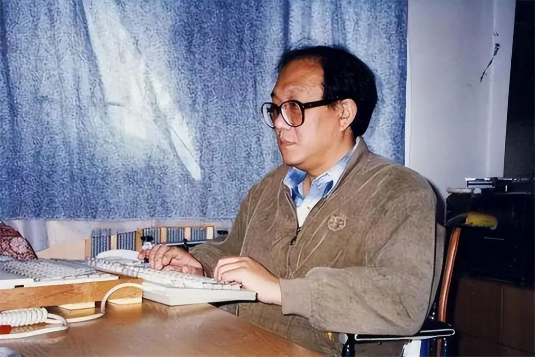 史铁生 资料照片