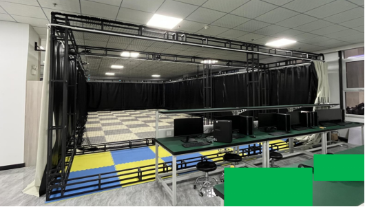 河北工业大学创新研究院(石家庄)的无人机实验室。受访企业供图