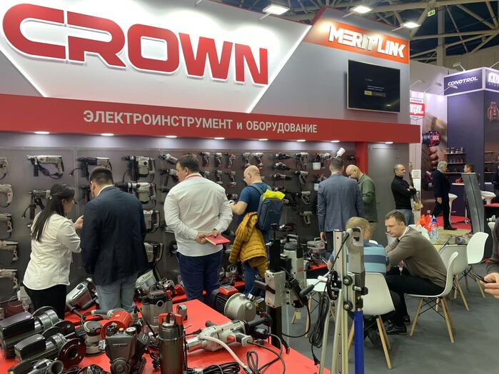 脉链旗下品牌CROWN（皇冠）在俄罗斯参展