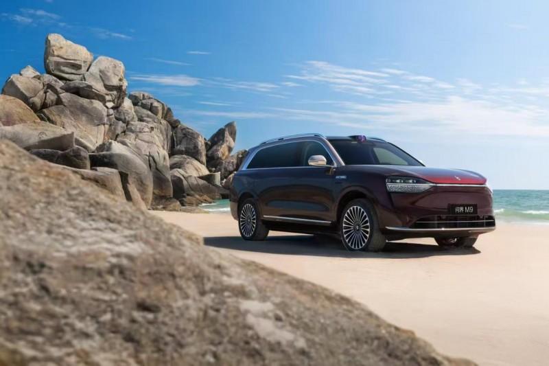 用行动诠释“用户在哪里服务就跟到哪里”