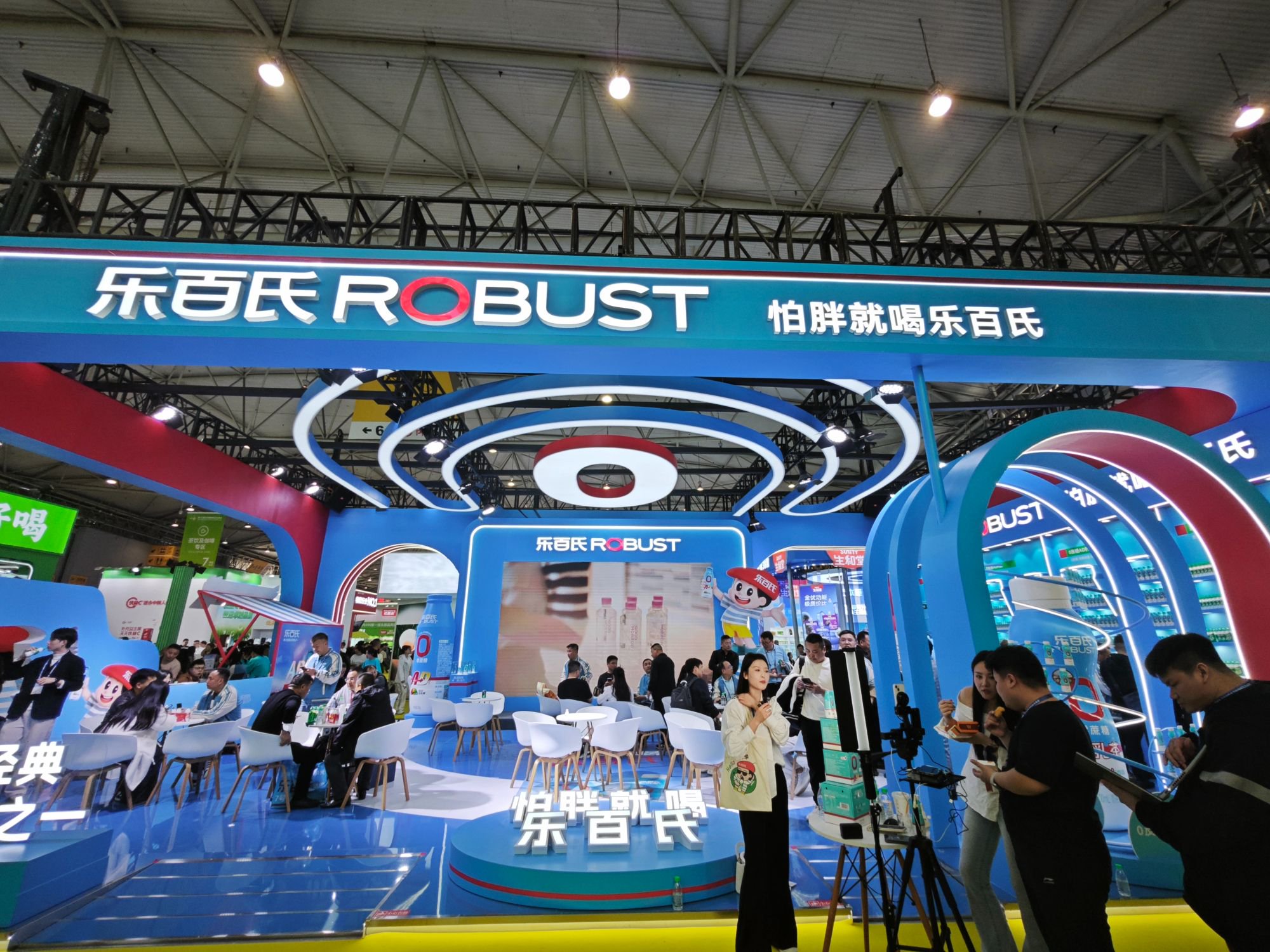 乐百氏糖酒会展位。时代财经/摄