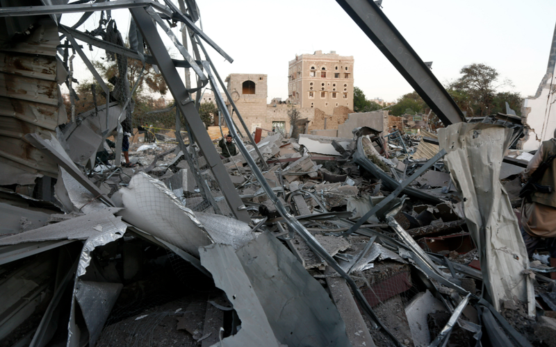 ▲3月20日，遭美军空袭后的也门首都。图/新华社