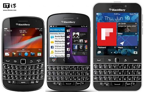 ▲ 左起至右：黑莓 9900、黑莓 Q10、黑莓 Q20 手机
