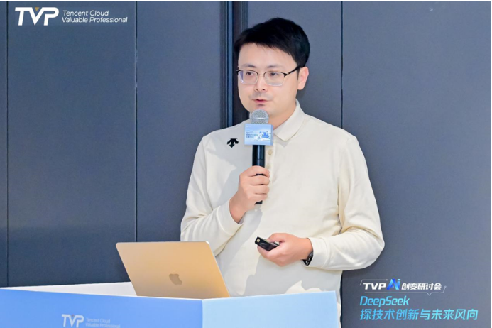 金山办公高级产品总监 赵九州