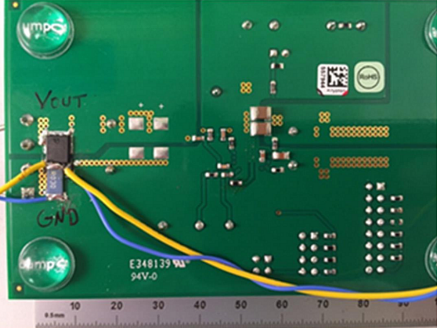 图 2：包含 FET 冲击的 PCB 示例