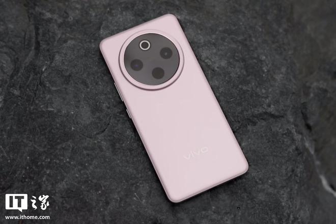 ▲ 图源IT之家评测：vivoY300 Pro+ 手机
