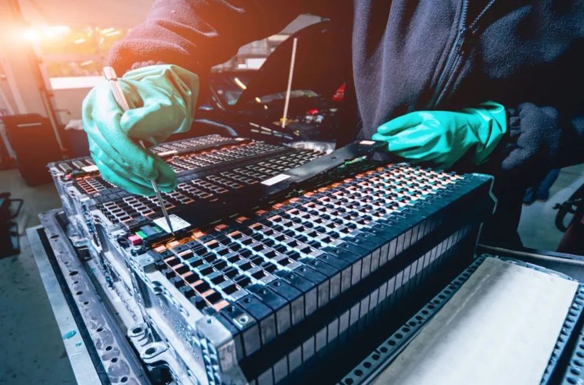 动力电池回收：千亿赛道的“绿色话语权”