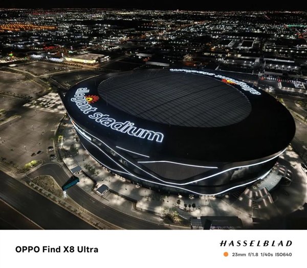 使用 OPPO Find X8 Ultra 空中拍摄维加斯夜景｜ 图片来源：极客公园