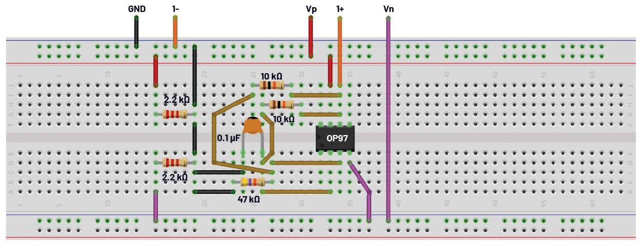 图11 使用非稳态触发器生成PWM信号的试验板电路