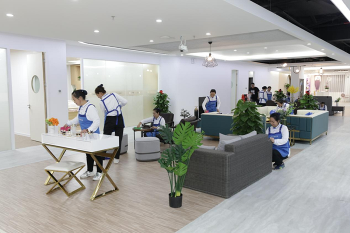 图为轻喜到家保洁实操考核现场