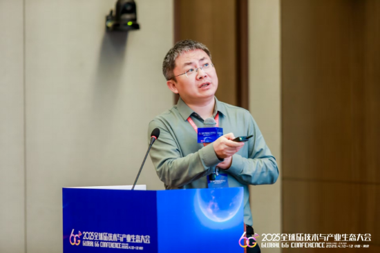 武汉光电国家研究中心副主任、IEEE/OPTICA/SPIE Fellow王健