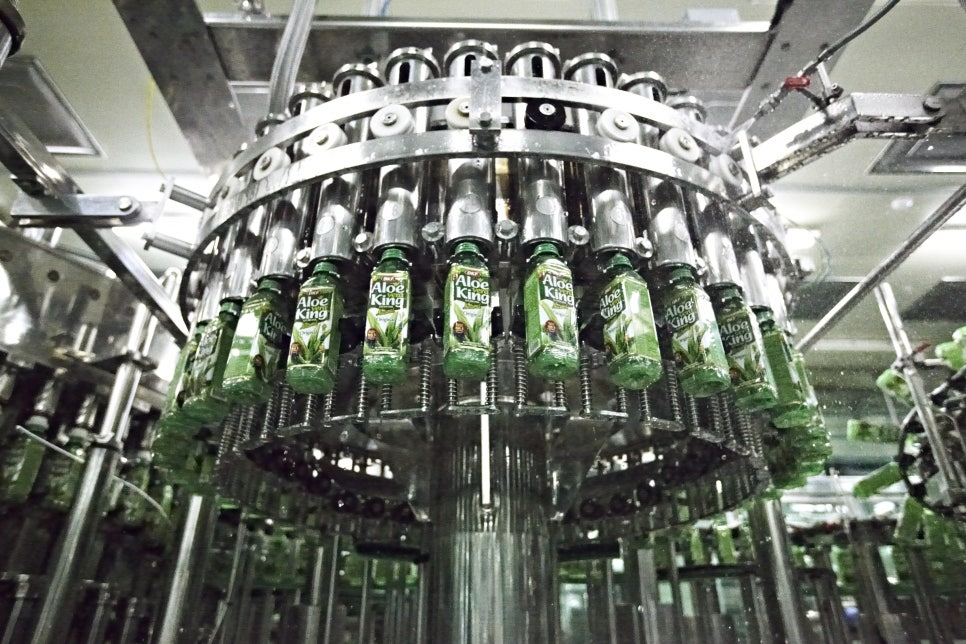 OKF工厂生产饮料