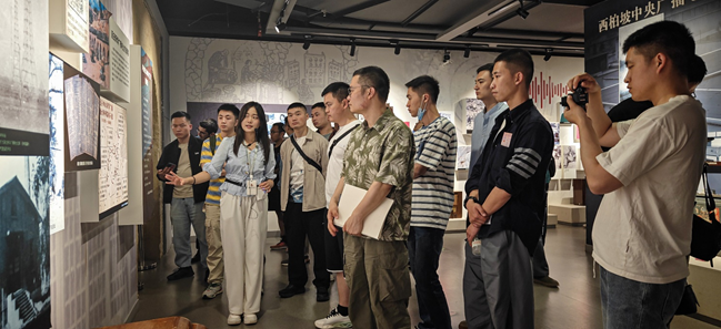 ▲组织学员赴中国传媒大学参观见学