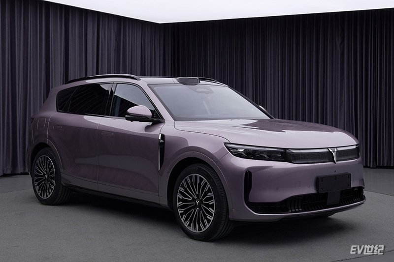 全新岚图FREE工信部申报图曝光 将搭载华为最新智驾