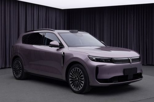 全新岚图FREE全面焕新为科技豪华的高端设计风格